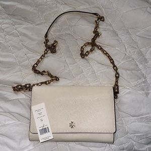 Ivory white Tory Burch Robinson crossbody chain wallet bag / clutch.